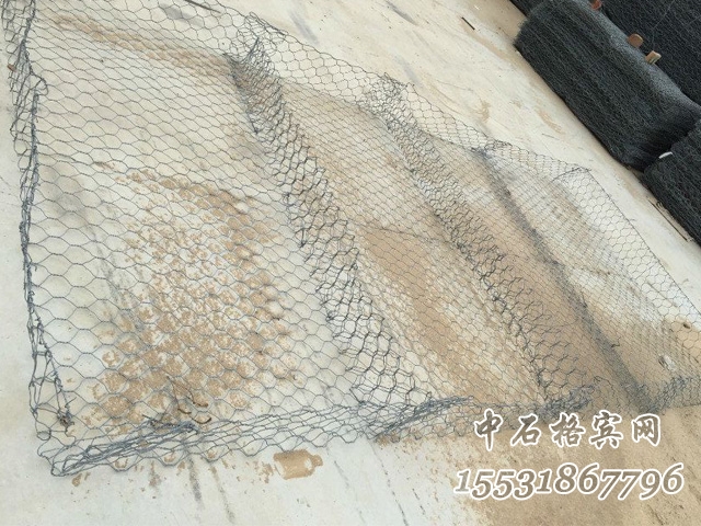 雷諾護墊安裝 雷諾護墊安裝