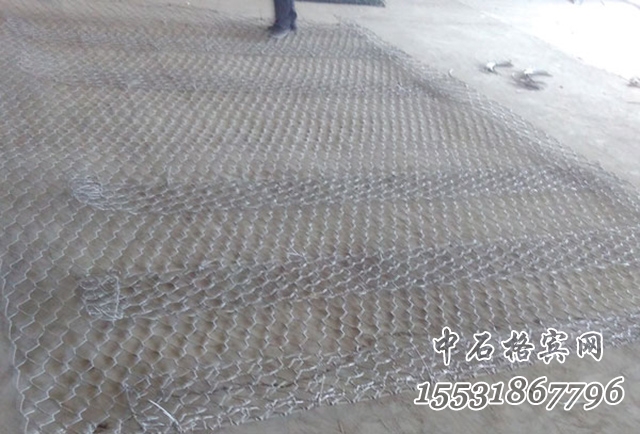 鍍鋅雷諾護(hù)墊.jpg 鍍鋅雷諾護(hù)墊.jpg